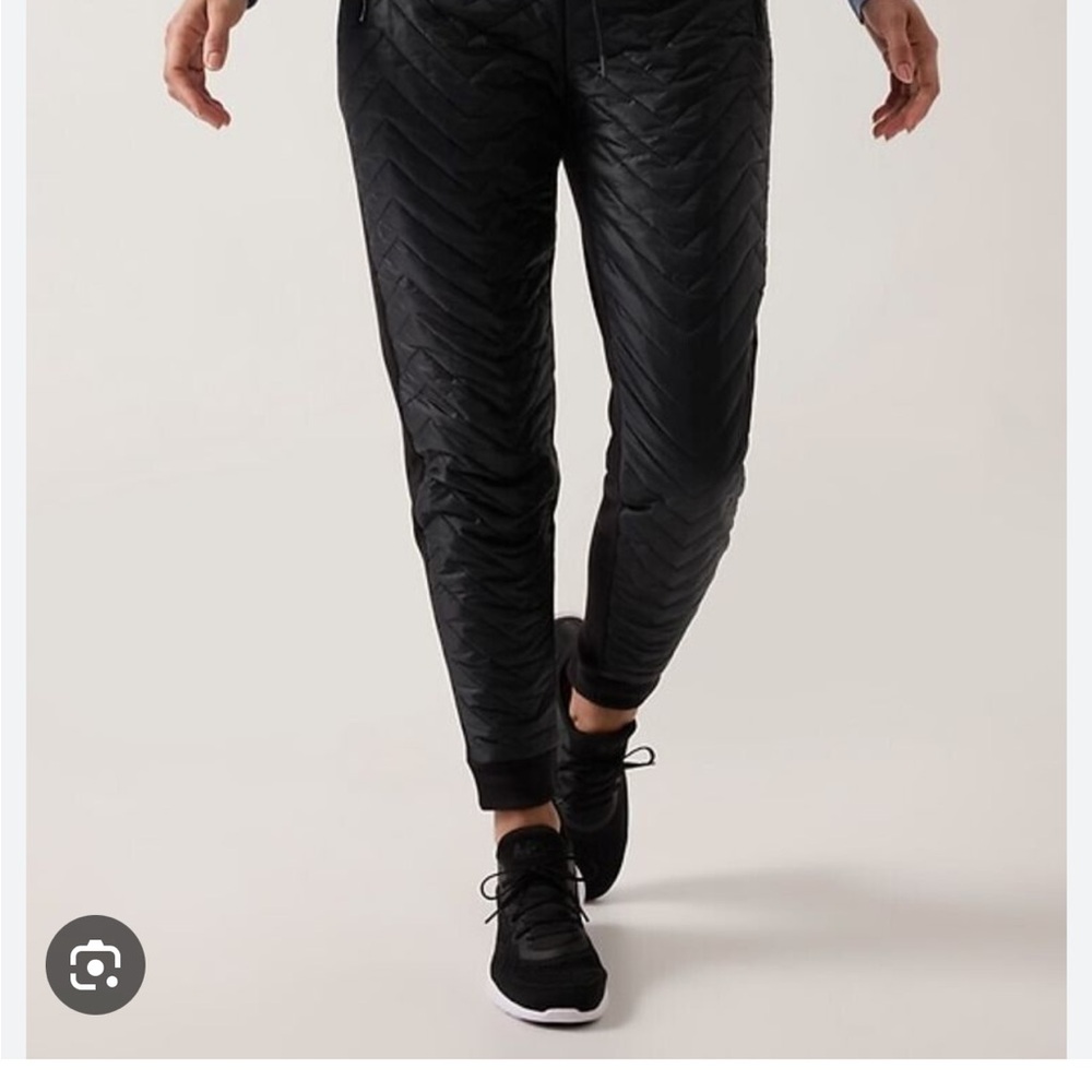 Athletes Solstice Joggers Size 8